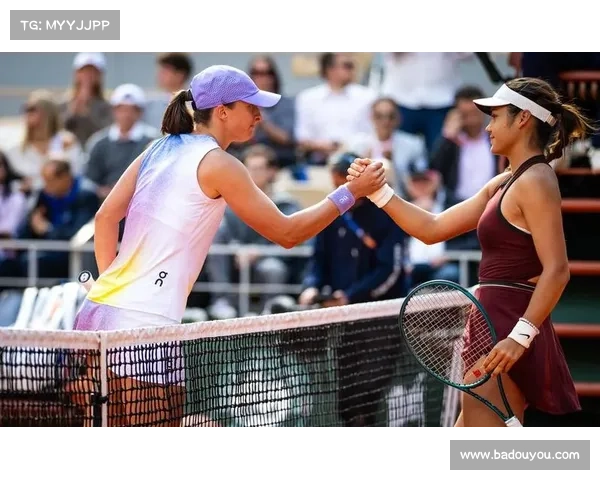 法网体育赛事红土战场巅峰对决世界巨星荣耀之战精彩瞬间